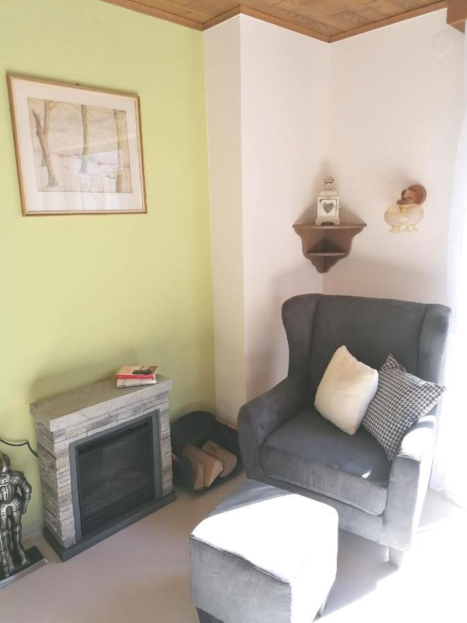 Ferienwohnung Christine Mit Sauna Und Whirlpool Utzerath Bagian luar foto