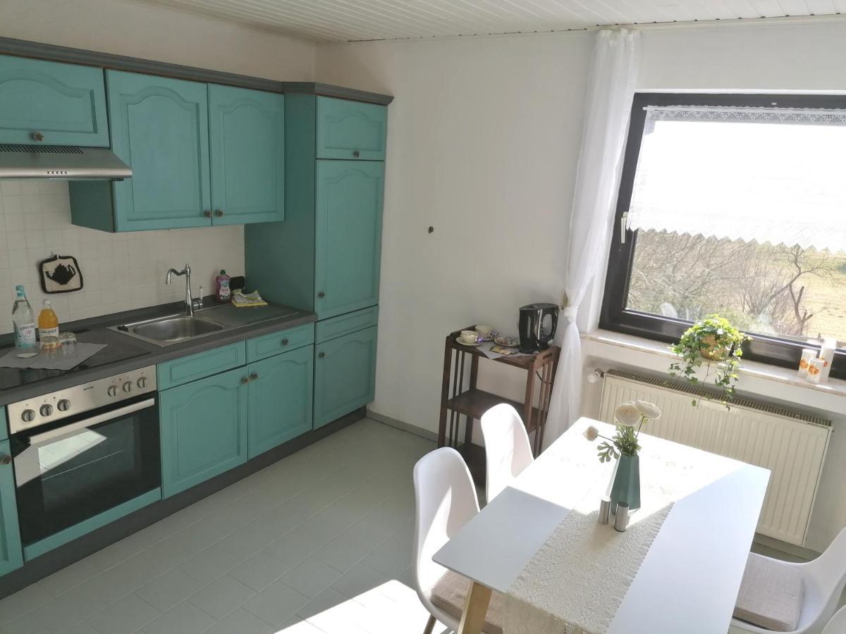 Ferienwohnung Christine Mit Sauna Und Whirlpool Utzerath Bagian luar foto