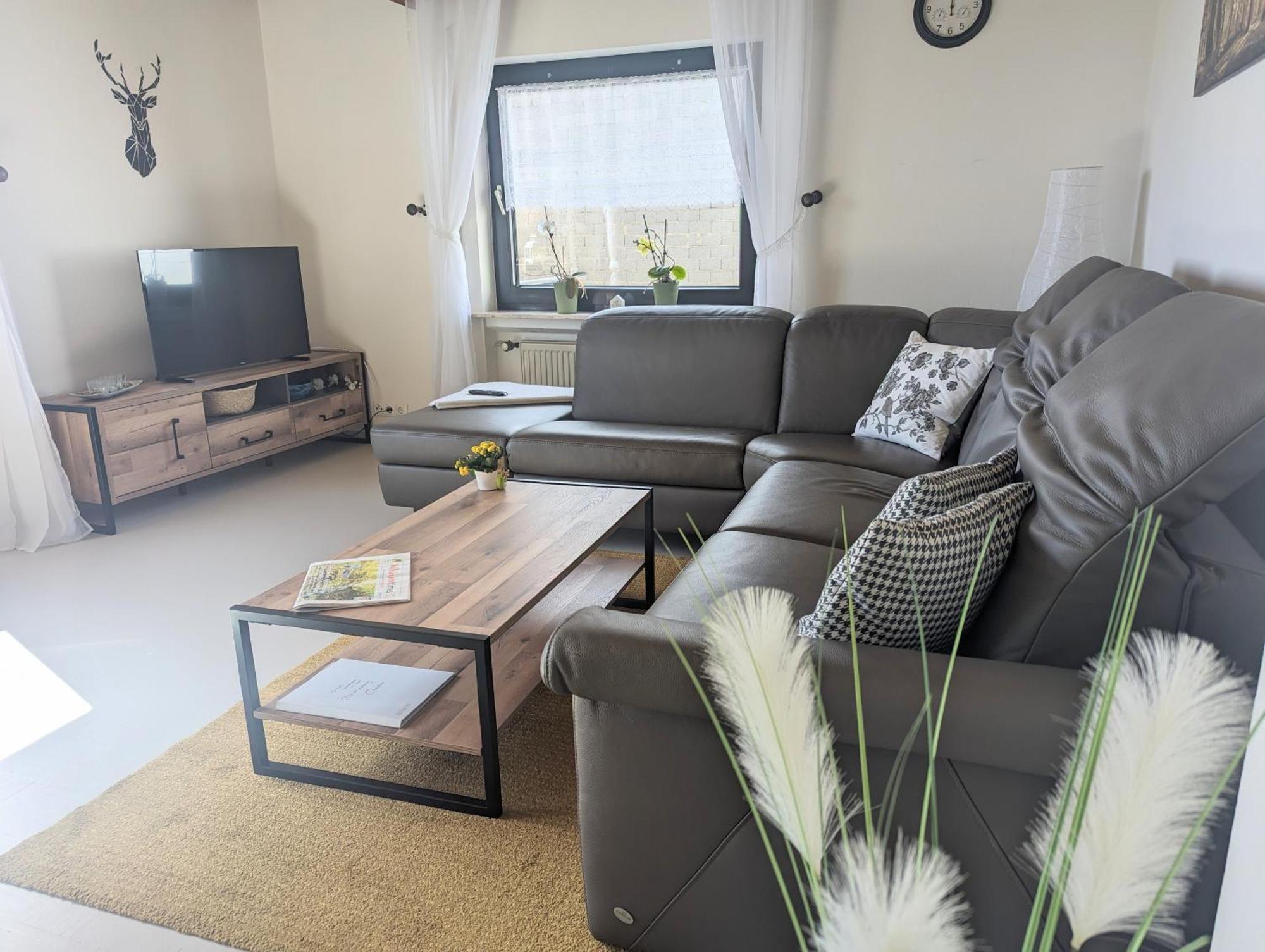 Ferienwohnung Christine Mit Sauna Und Whirlpool Utzerath Bagian luar foto